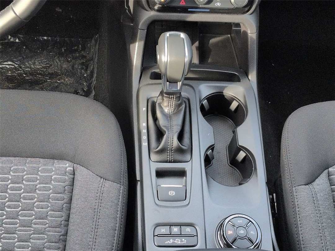 2025 Ford Ranger XLT - Image 17