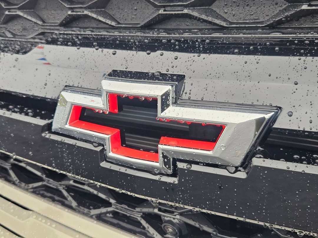 2026 Chevrolet Colorado ZR2 - Image 37