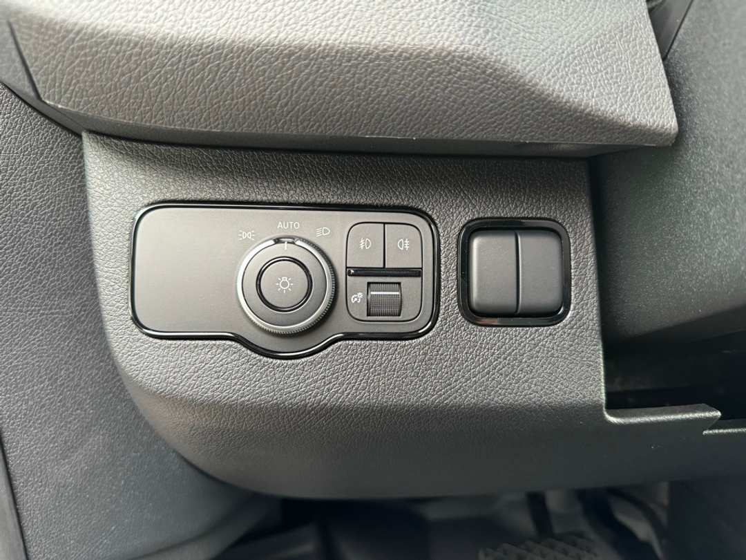 2024 Mercedes-Benz Sprinter 3500 Cargo 170 WB - Image 24