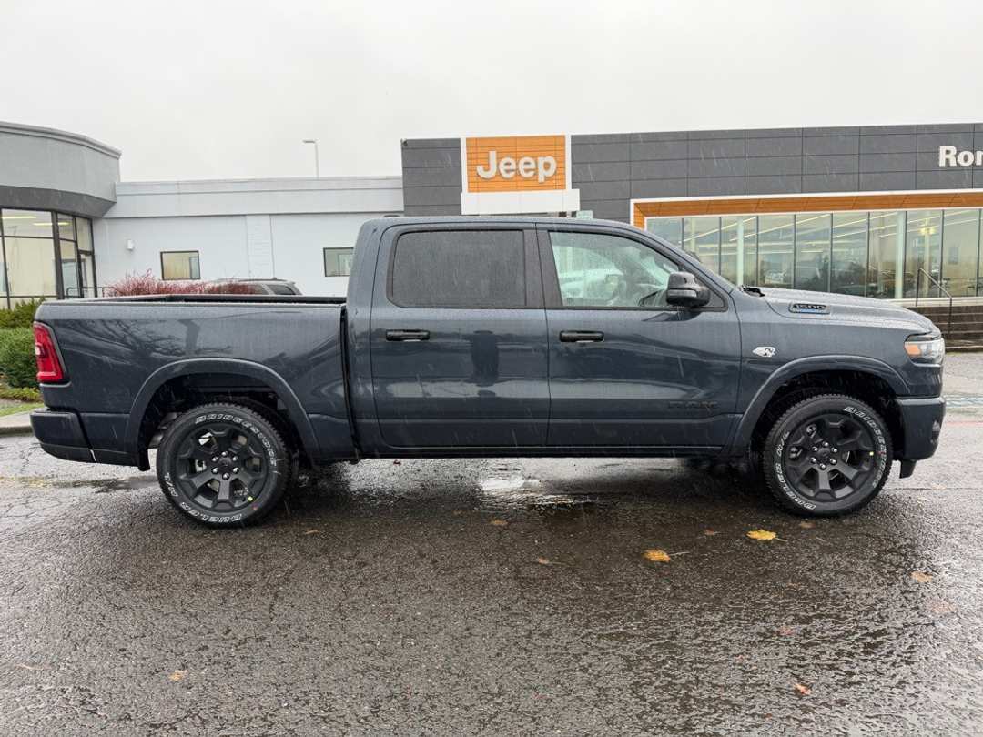 2026 Ram 1500 Big Horn/Lone Star - Image 9