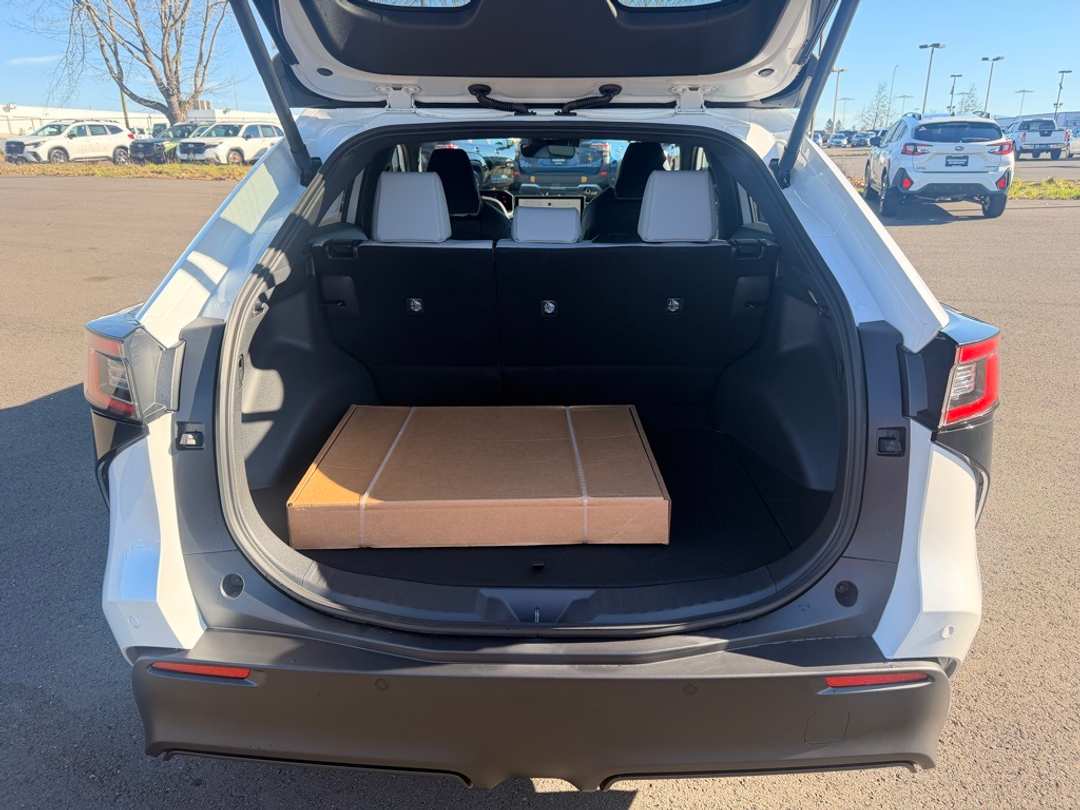 2026 Subaru Solterra Premium - Image 19