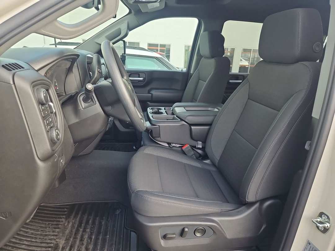 2026 Chevrolet Silverado 2500Hd Custom - Image 21