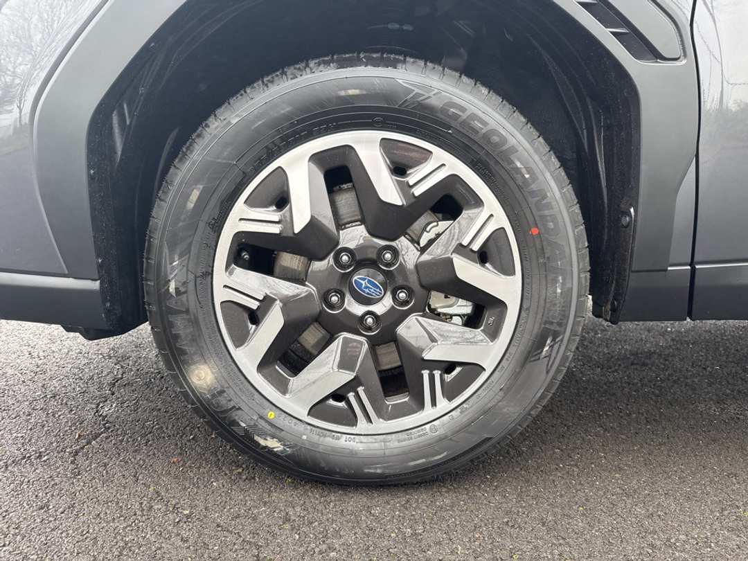 2026 Subaru Forester Premium - Image 9