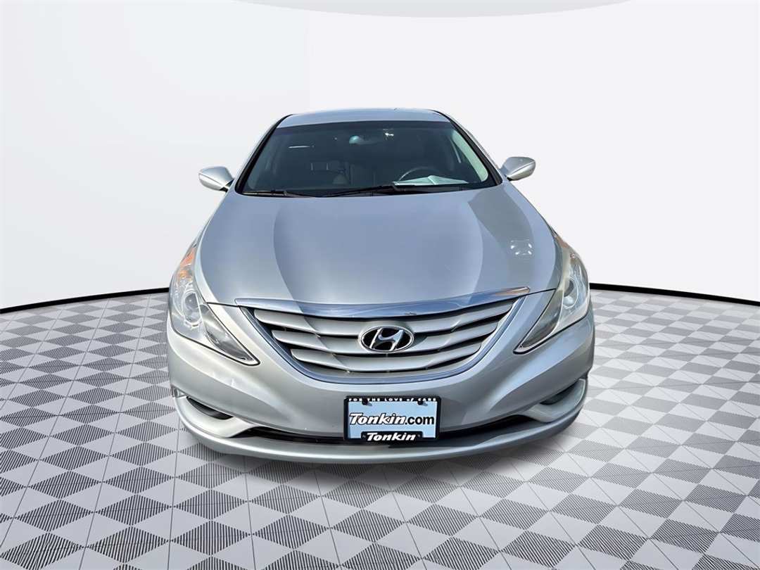 2012 Hyundai Sonata GLS - Image 8