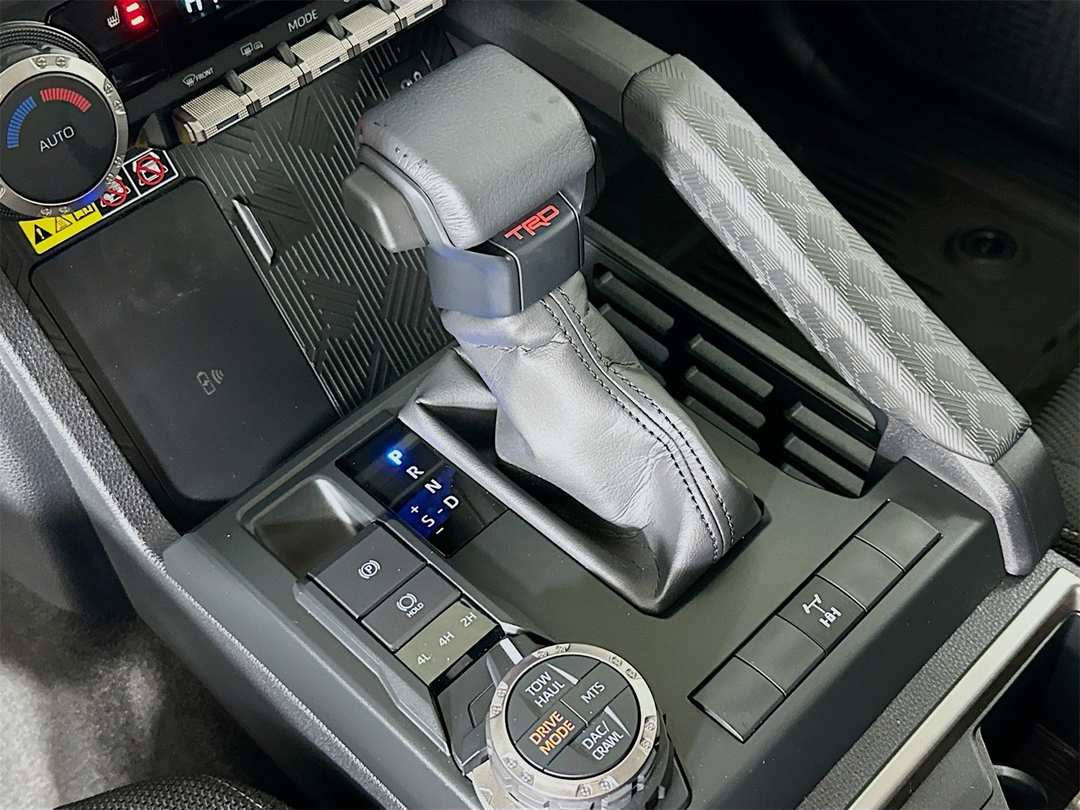 2025 Toyota 4Runner TRD OffRoad - Image 17