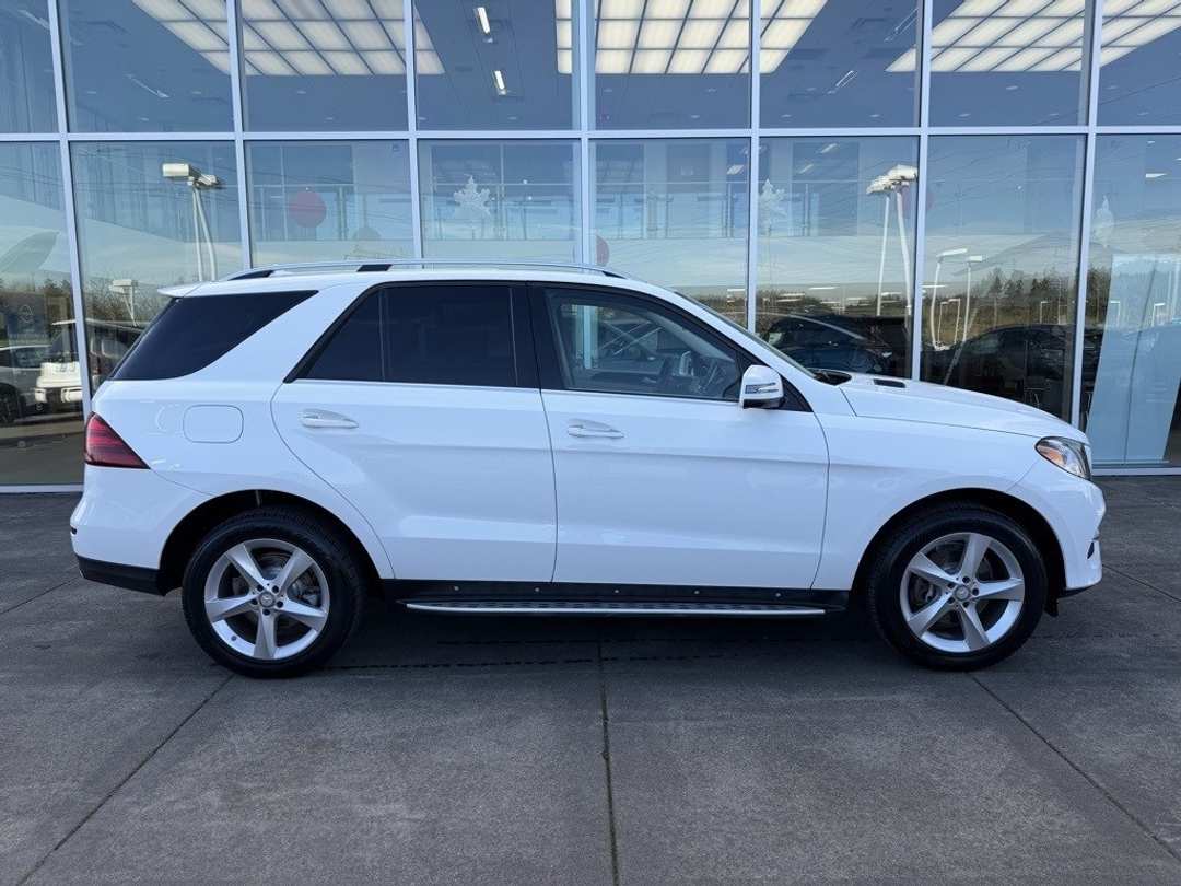 2016 Mercedes-Benz GLE GLE 350 - Image 8