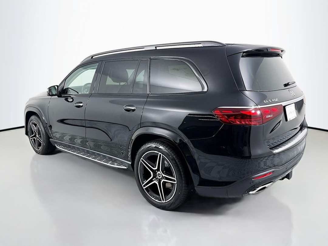2026 Mercedes-Benz GLS GLS 450 - Image 3