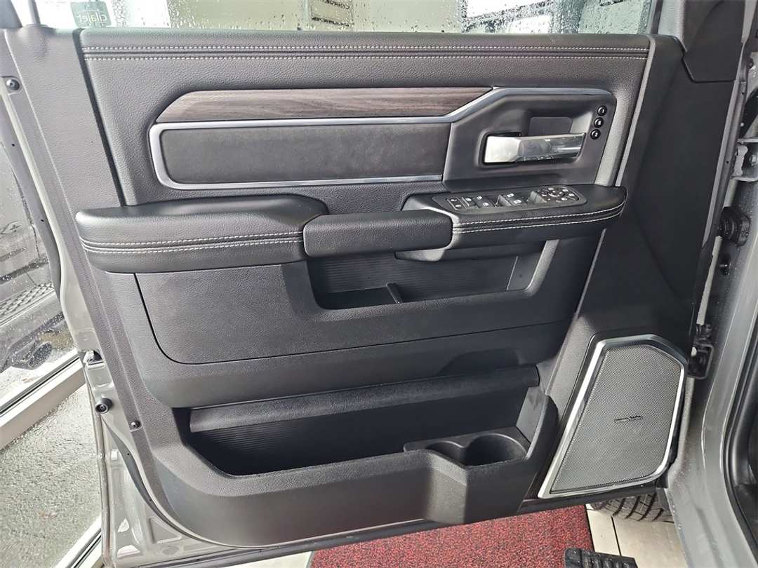 2026 Ram 3500 Laramie - Image 11