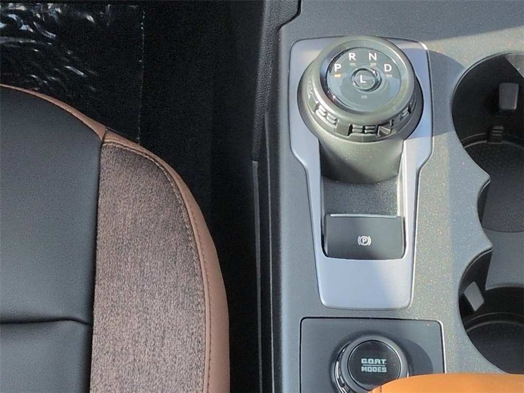 2026 Ford Bronco Sport Outer Banks - Image 17