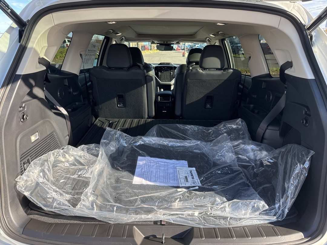 2026 Subaru Ascent Limited - Image 24