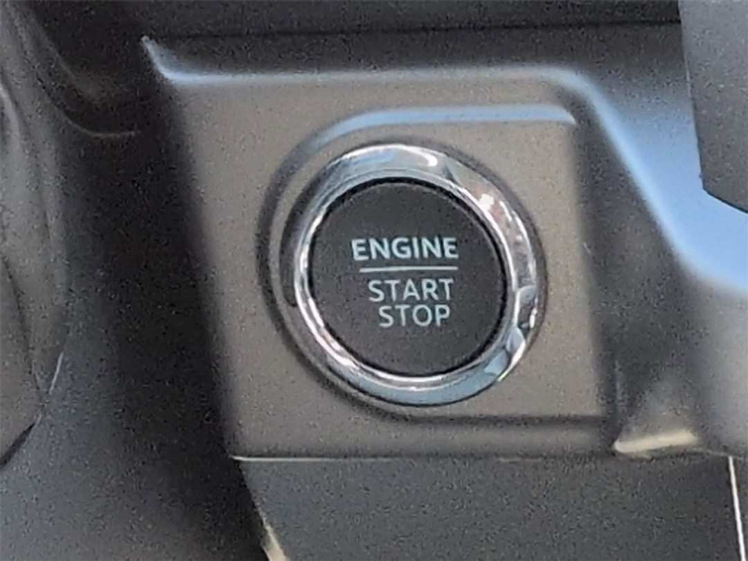 2026 Ford F-150 XLT - Image 16