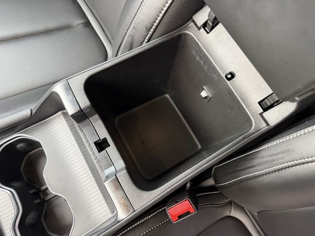 2025 Jeep Grand Cherokee 4xe - Image 27