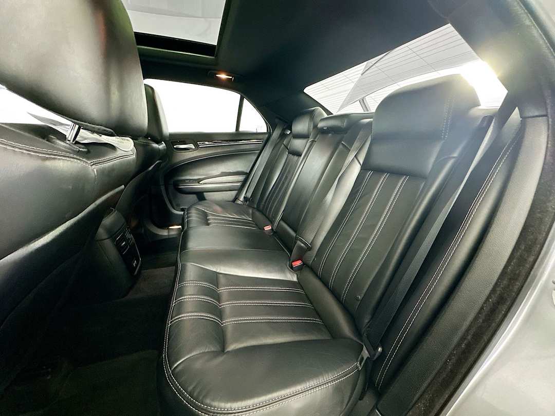 2017 Chrysler 300 S - Image 26