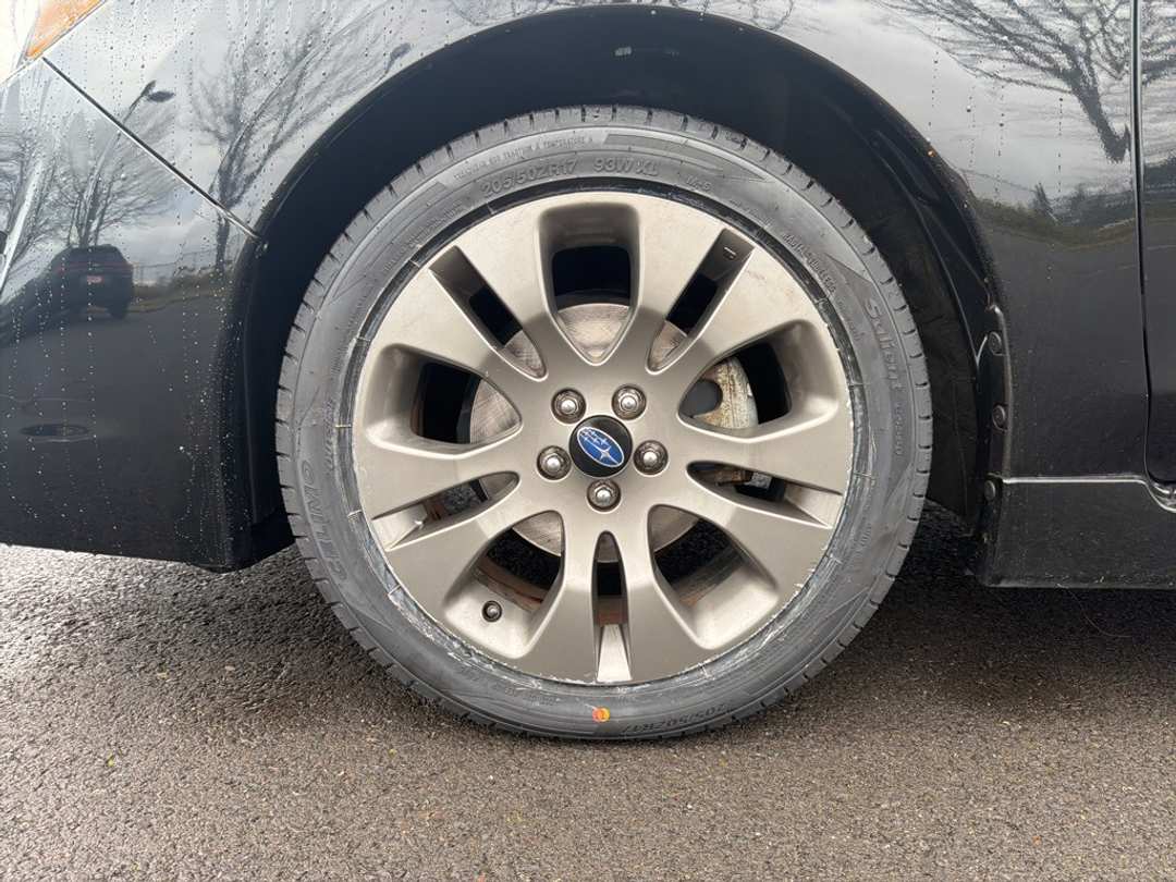 2015 Subaru Impreza 2.0i Sport Premium - Image 9