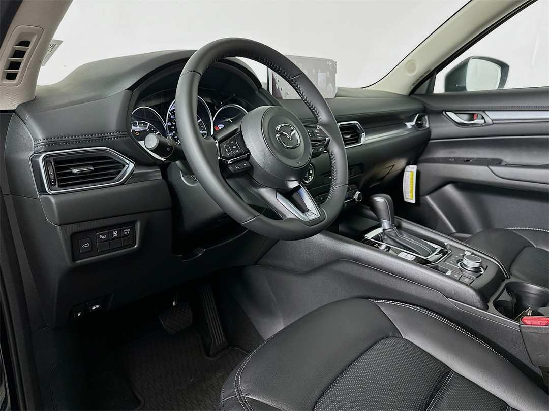 2025 MAZDA CX-5 2.5 S Preferred Package - Image 9