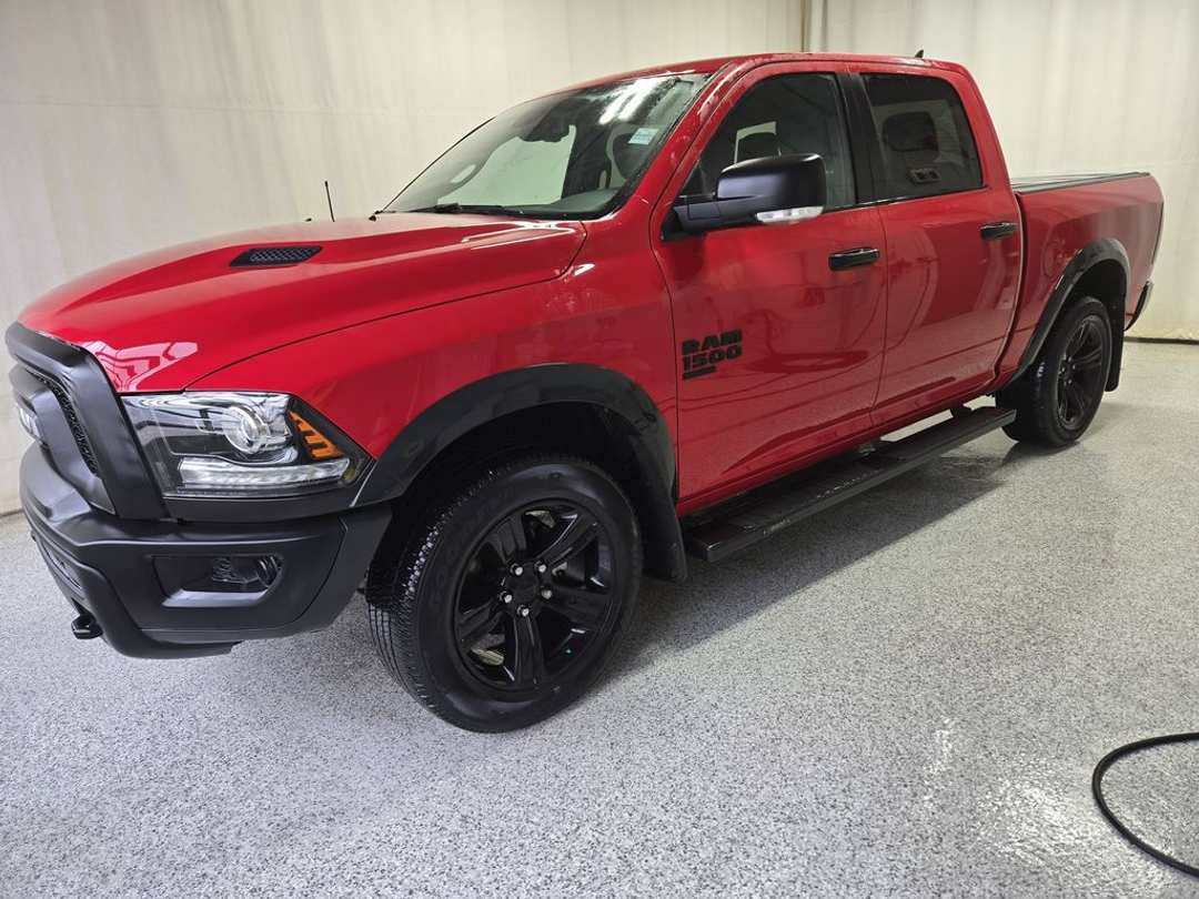 2022 Ram 1500 Classic WARLOCK - Image 2