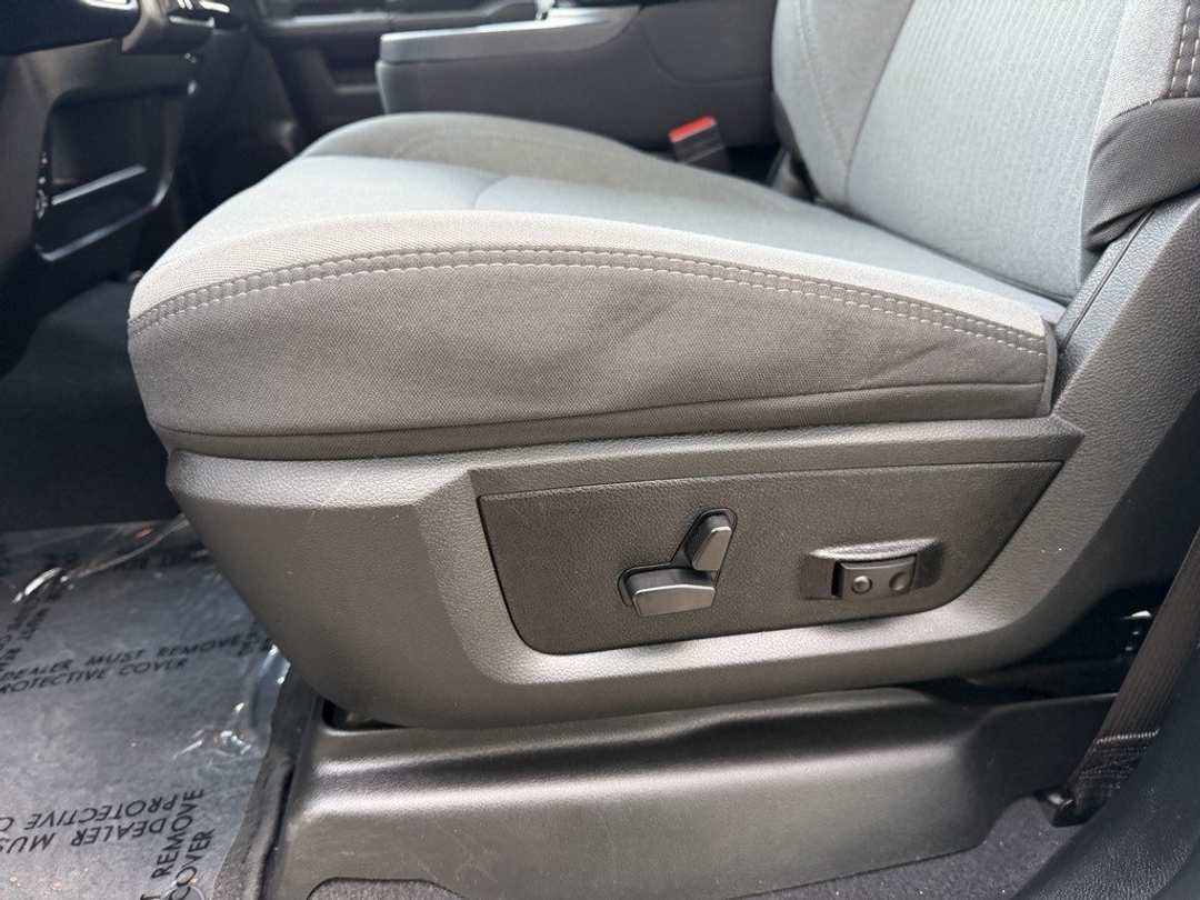 2024 Ram 3500 Big Horn - Image 13