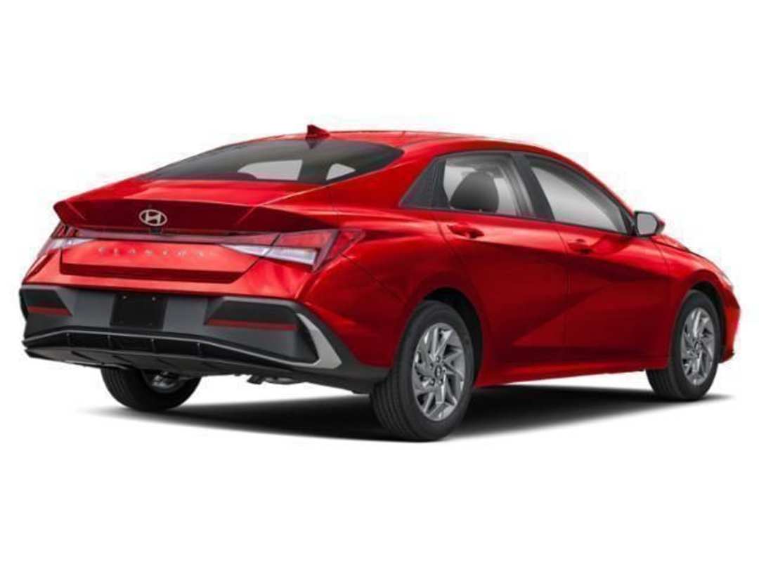 2026 Hyundai Elantra SEL Sport - Image 3