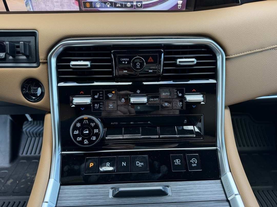 2026 Nissan Armada Platinum Reserve - Image 23