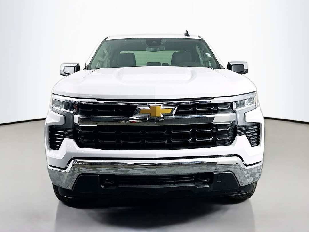 2026 Chevrolet Silverado 1500 LT - Image 2