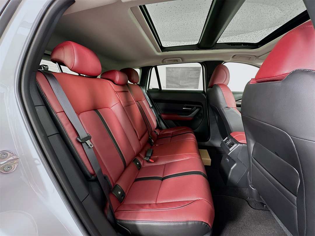 2026 MAZDA Cx-50 Premium - Image 29
