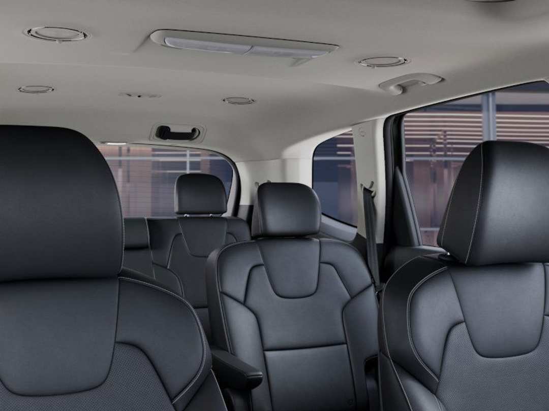 2025 Kia Telluride S - Image 27