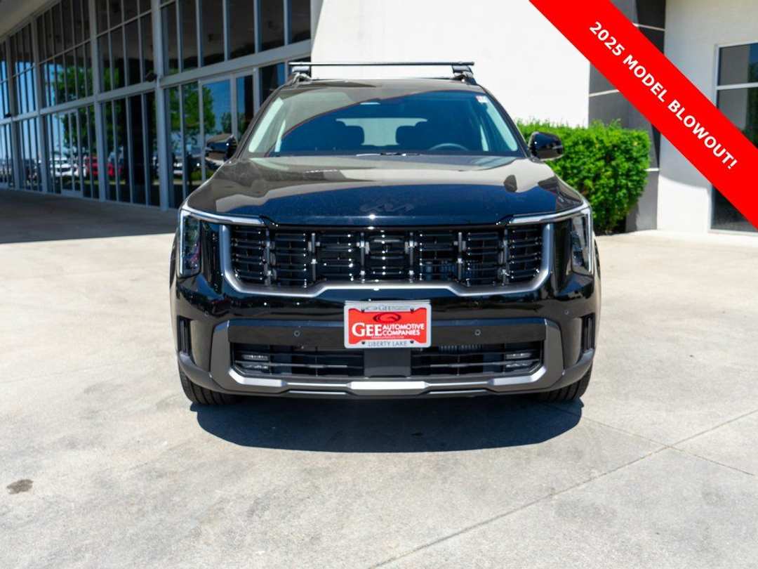 2025 Kia Sorento XLine SX - Image 2