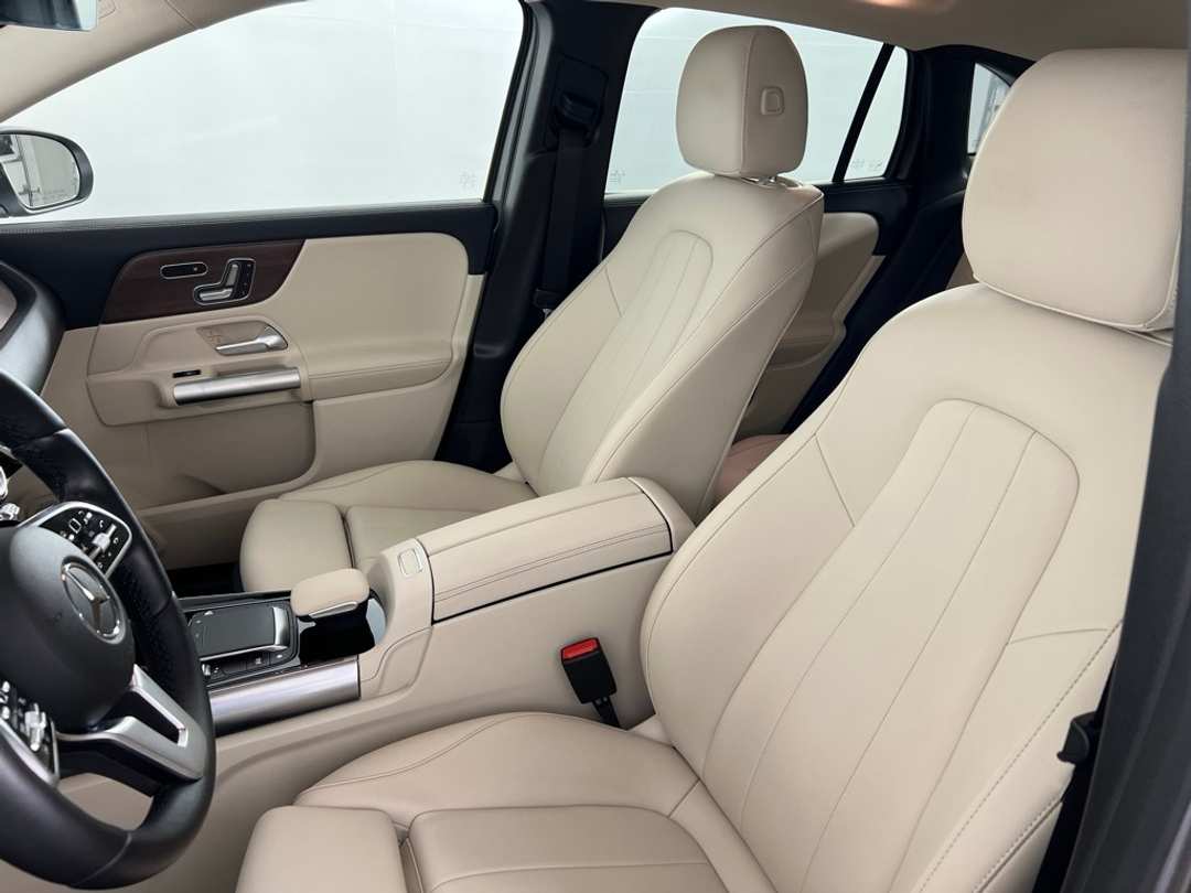 2023 Mercedes-Benz GLA GLA 250 - Image 12