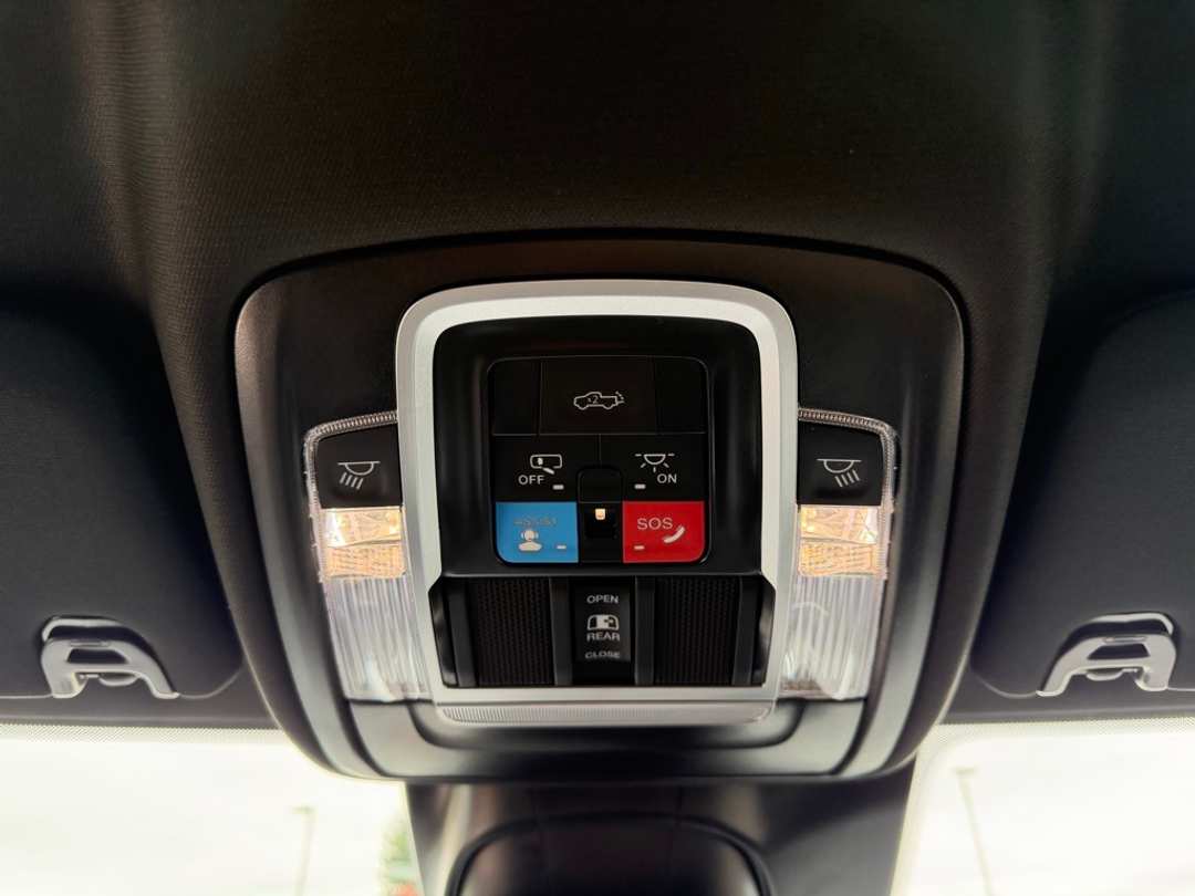 2026 Ram 2500 Laramie - Image 25