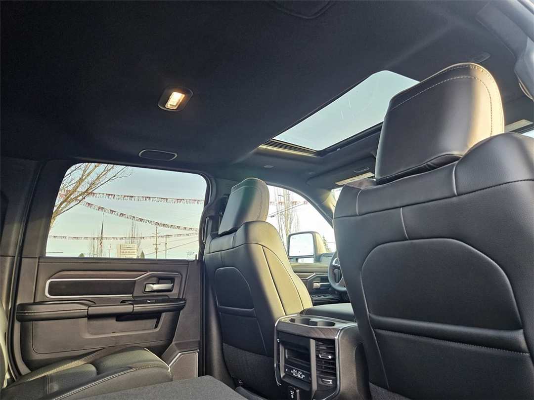 2026 Ram 2500 Laramie - Image 37