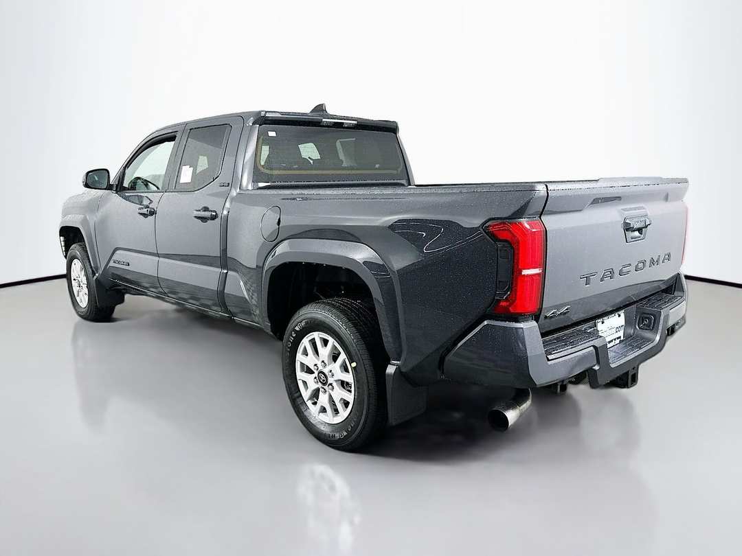 2026 Toyota Tacoma SR5 - Image 5