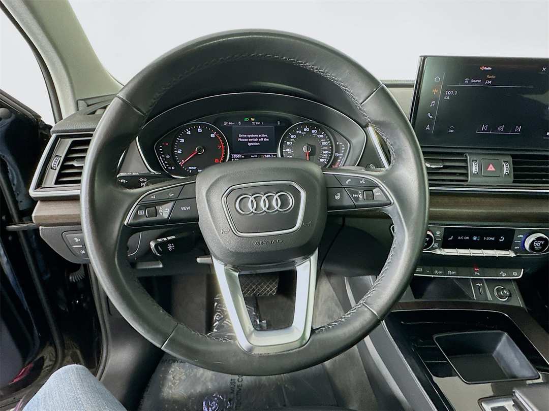 2022 Audi Q5 45 S line Premium - Image 11