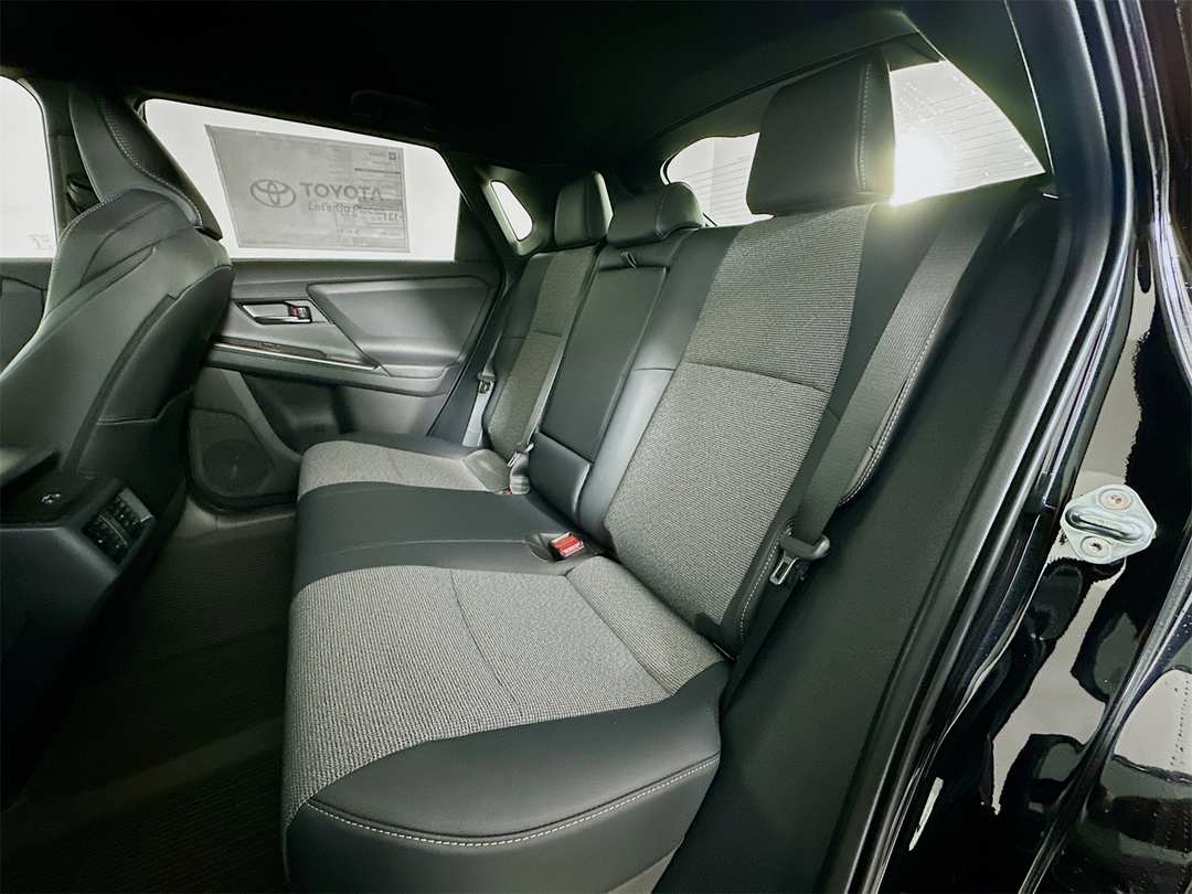 2026 Toyota Bz XLE Plus - Image 24