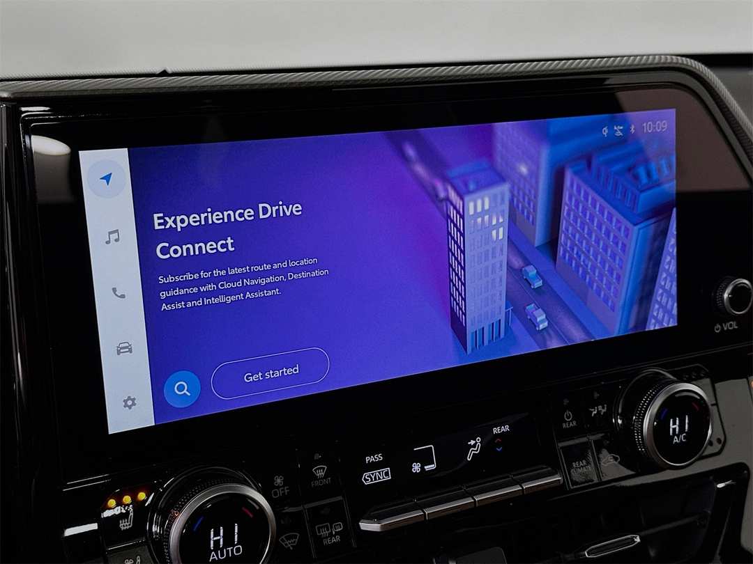 2026 Toyota Highlander Platinum - Image 13