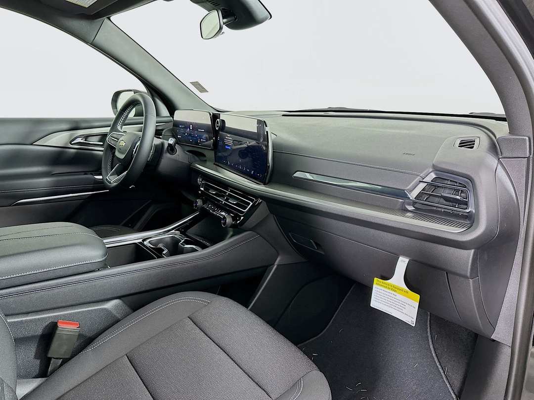 2026 Chevrolet Traverse LT - Image 30