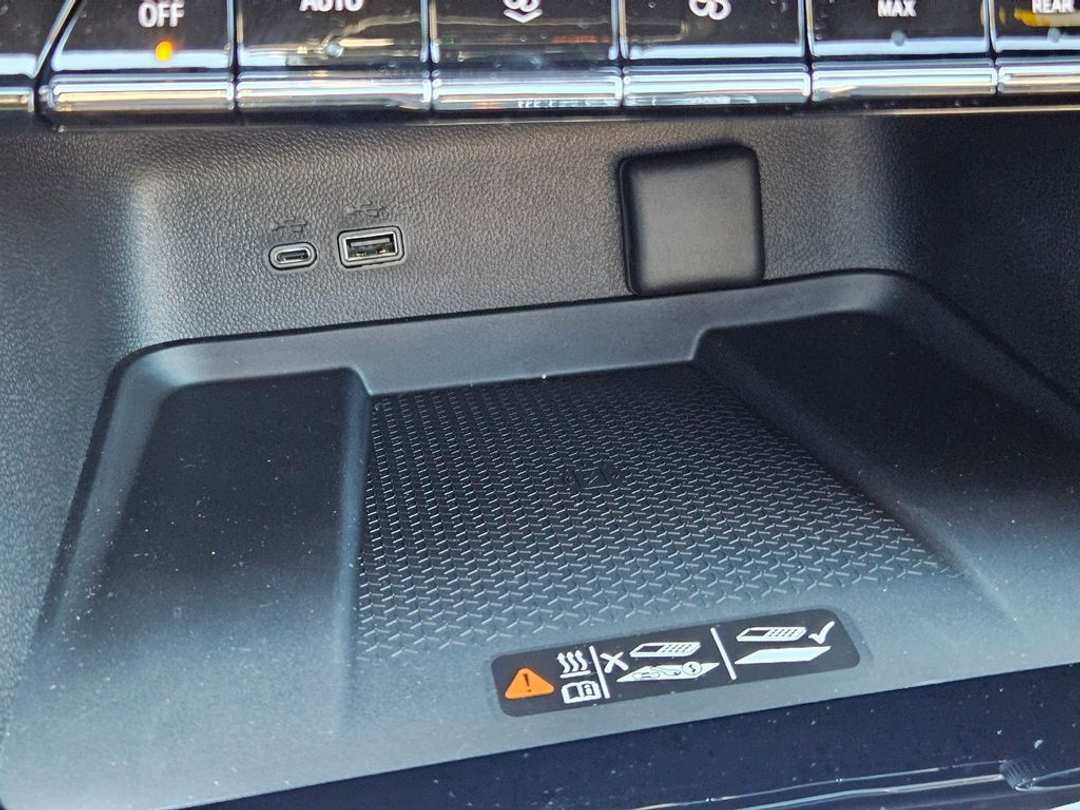 2026 Chevrolet Traverse RS - Image 25