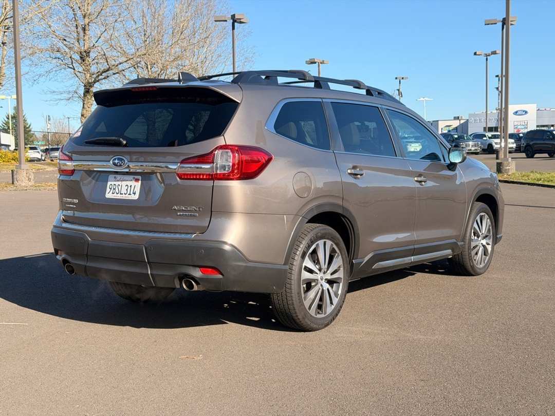2022 Subaru Ascent Limited - Image 7