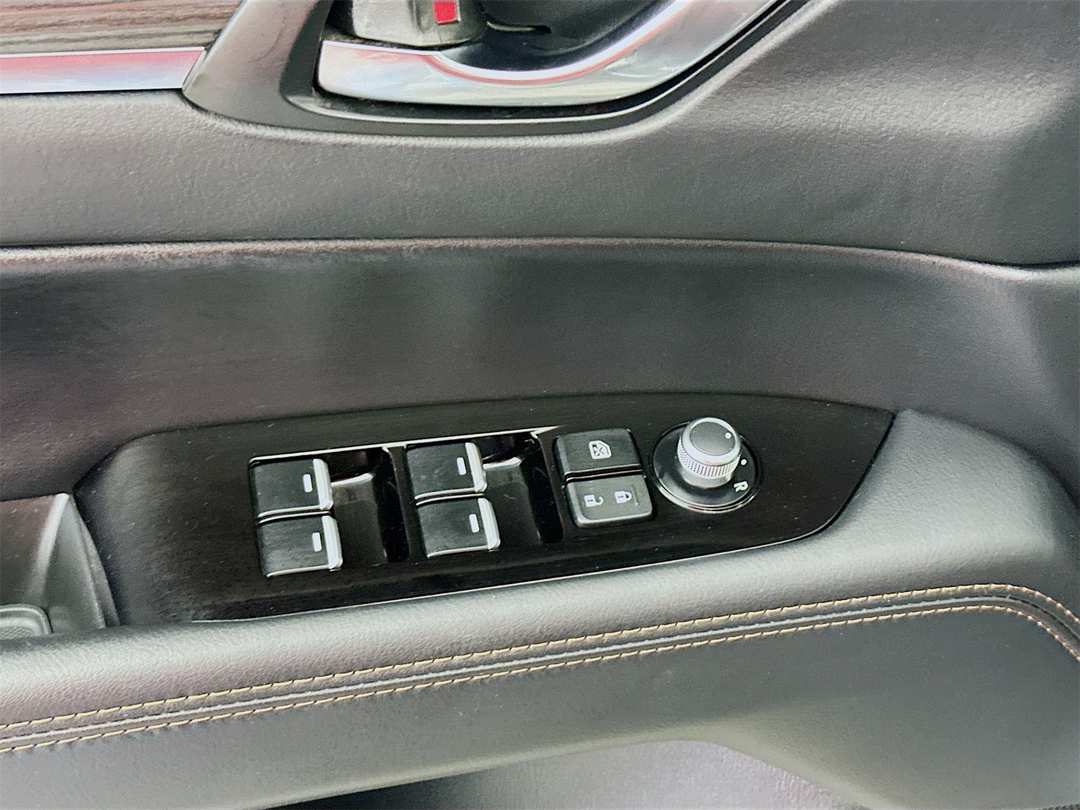 2023 MAZDA CX-5 2.5 S Premium Package - Image 18