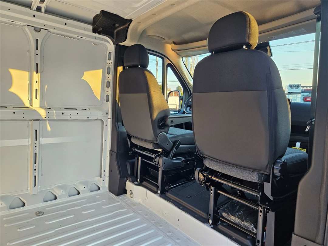 2026 Ram Promaster 1500 Low Roof - Image 34