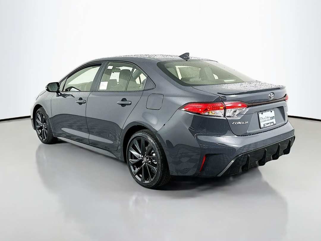 2026 Toyota Corolla SE - Image 5