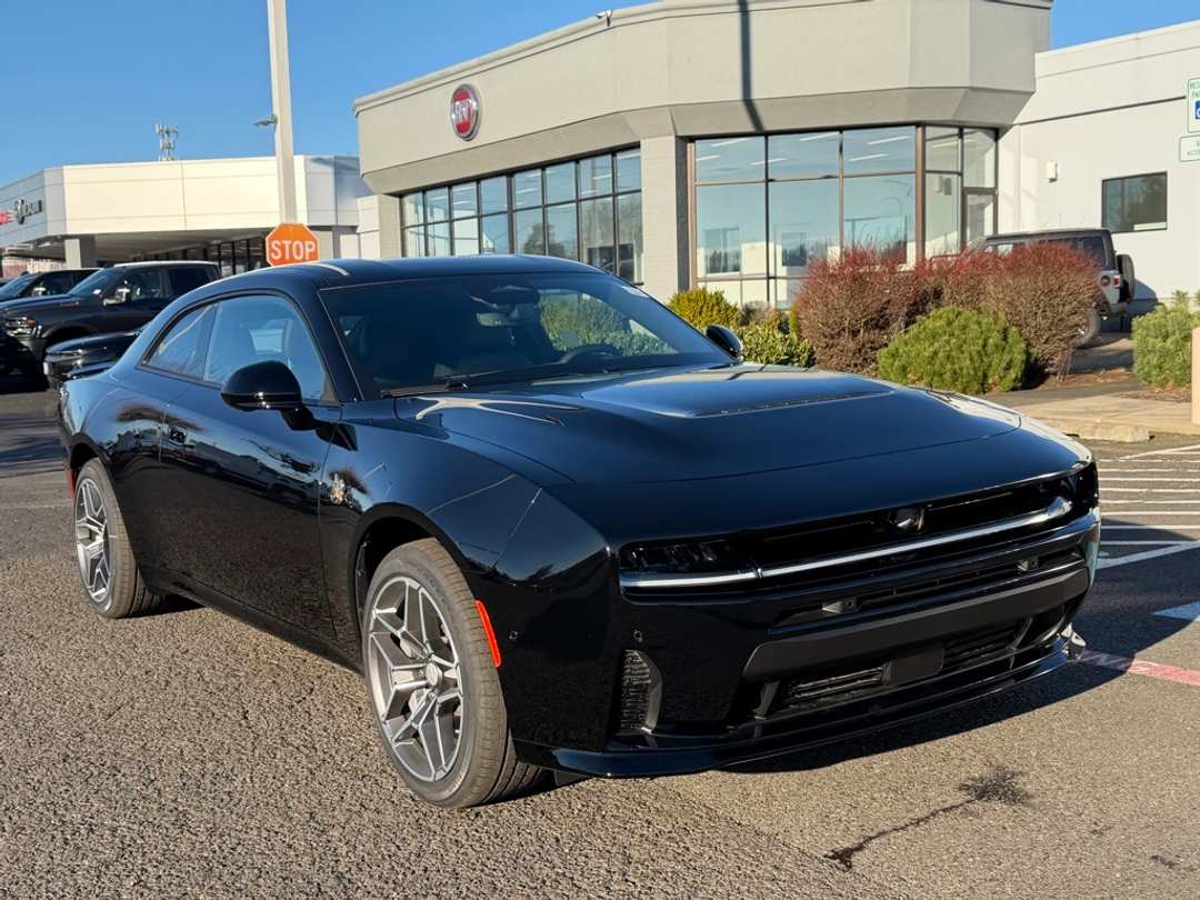 2026 Dodge Charger R/T Scat Pack - Image 2