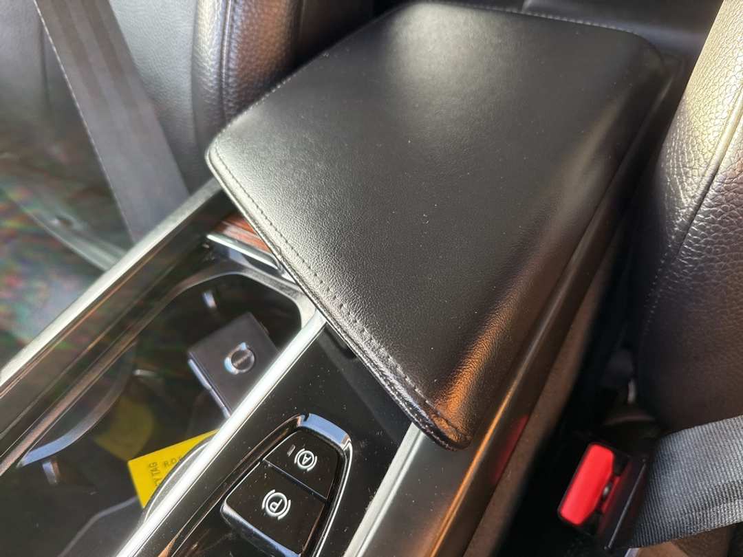 2023 Volvo Xc60 B5 Plus Dark Theme - Image 35