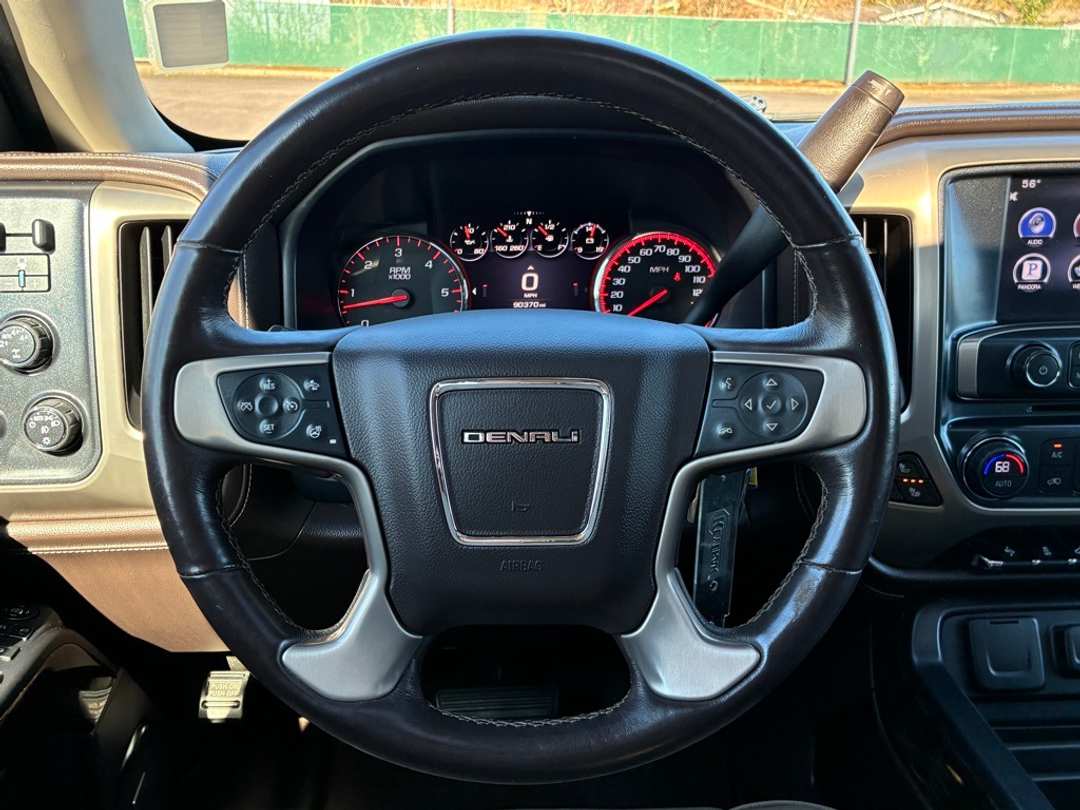 2015 GMC Sierra 1500 Denali - Image 11