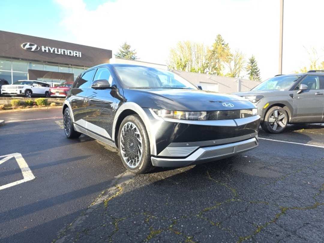 2022 Hyundai Ioniq 5 Limited - Image 2