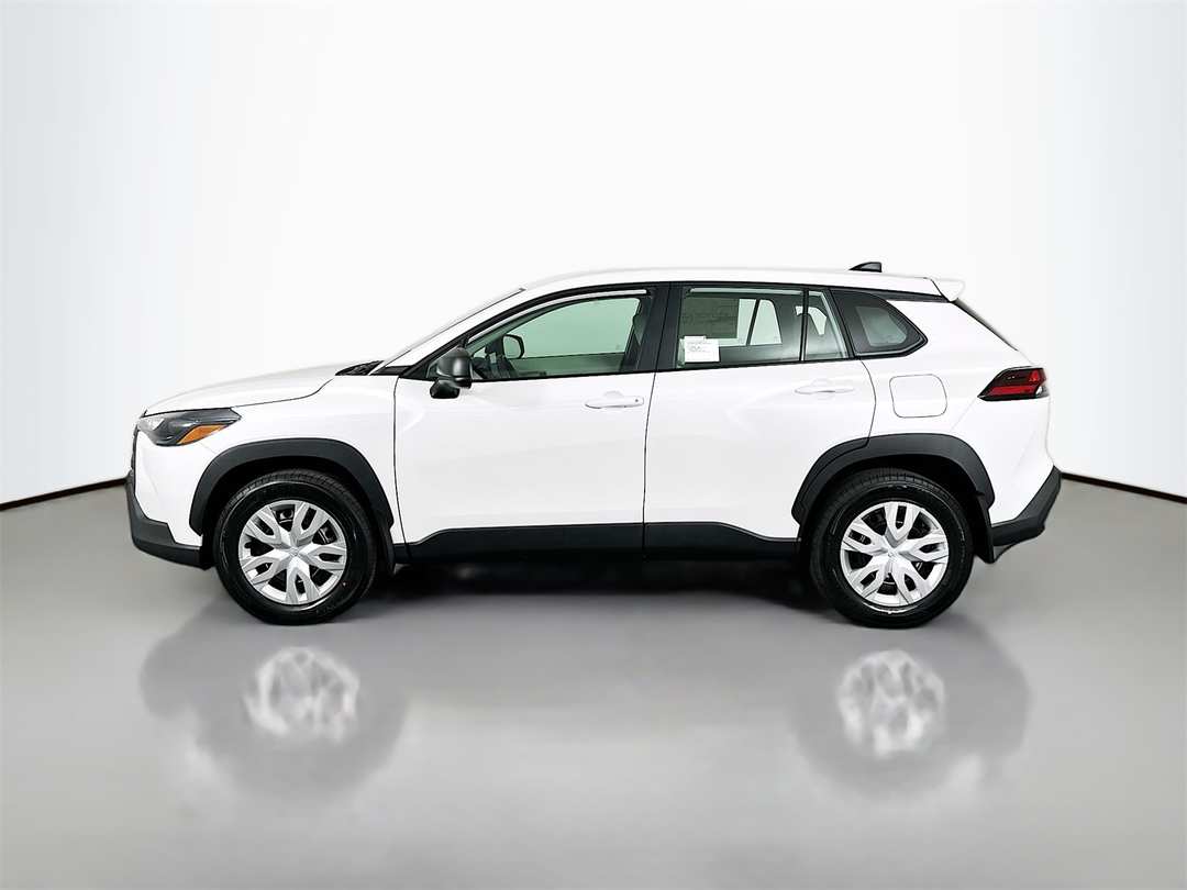 2026 Toyota Corolla Cross L - Image 4