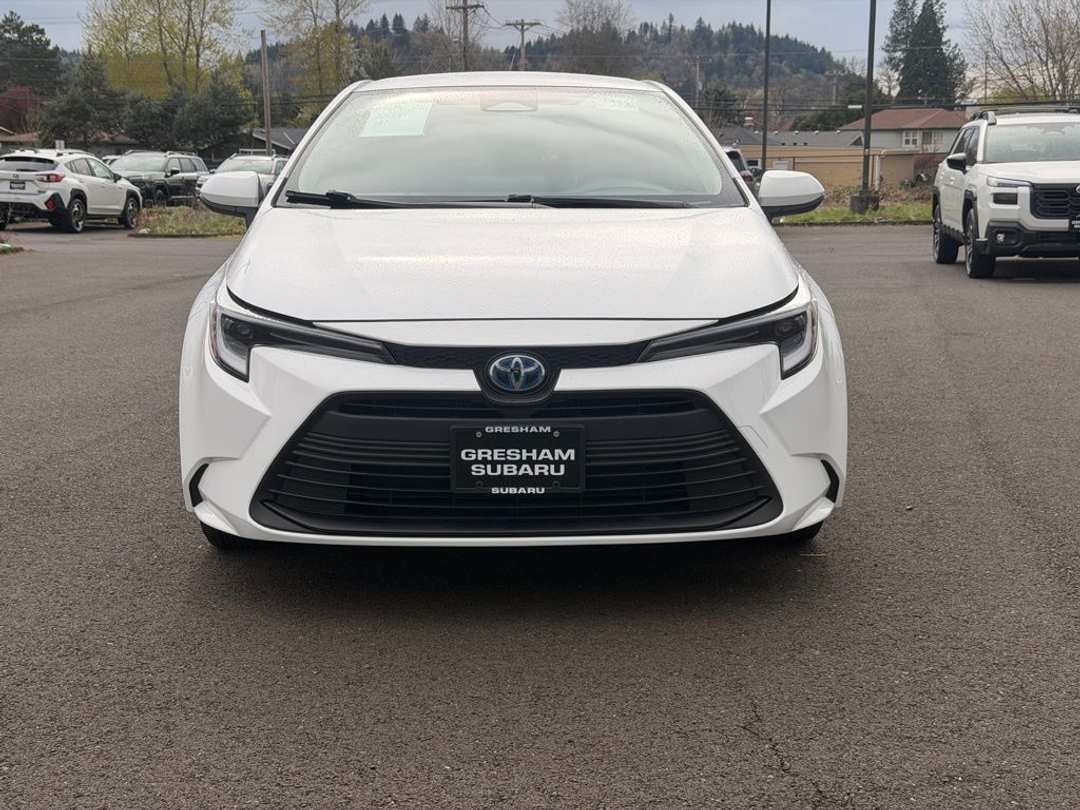 2023 Toyota Corolla LE - Image 2