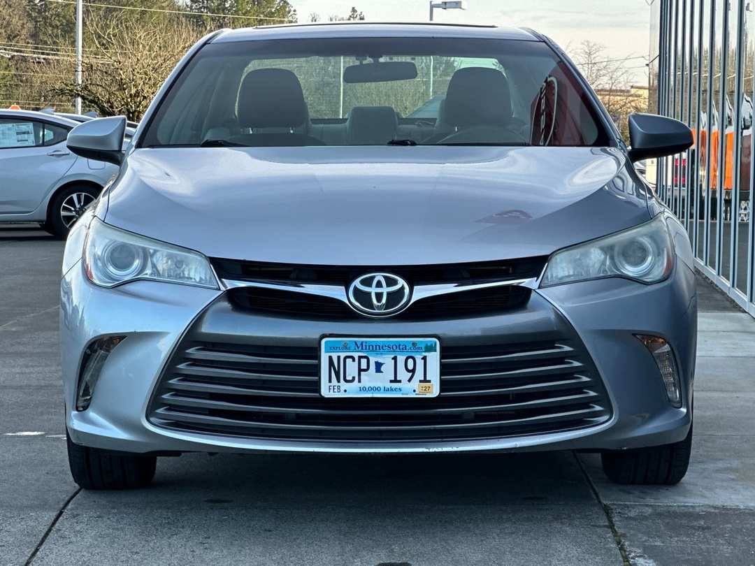 2015 Toyota Camry - Image 8