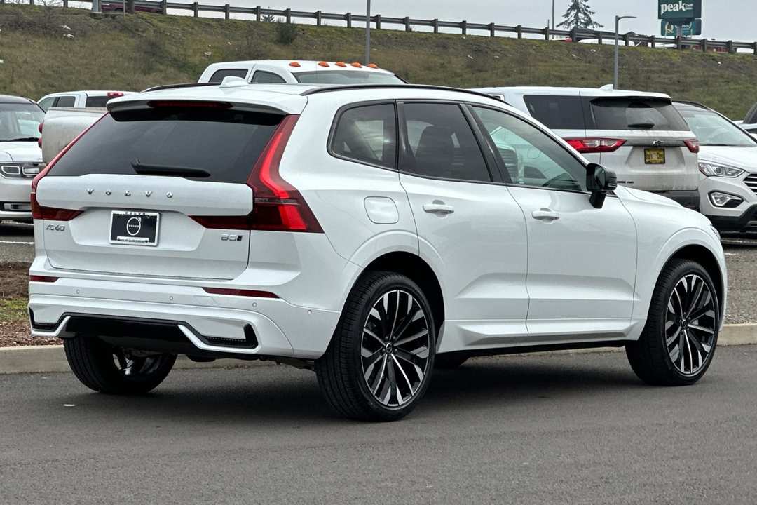 2026 Volvo Xc60 B5 Ultra - Image 3