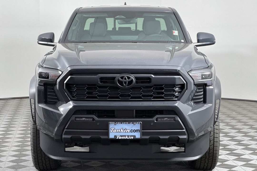 2025 Toyota Tacoma TRD Off Road - Image 9