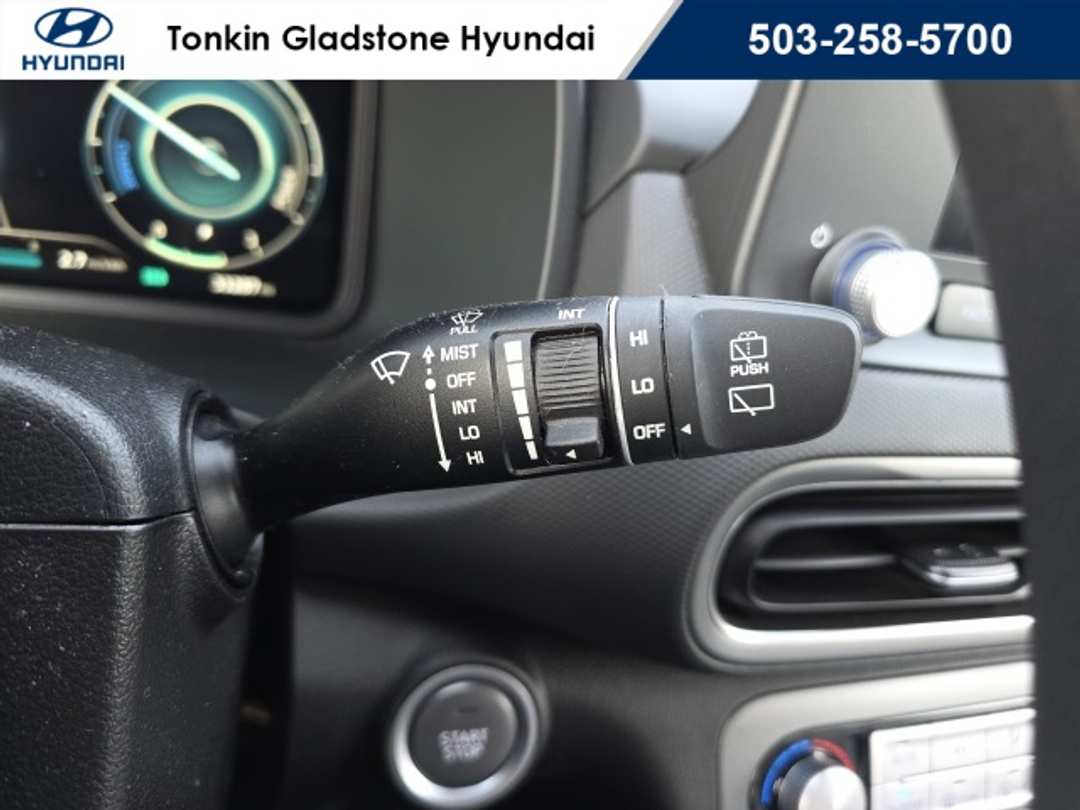 2023 Hyundai Kona SE - Image 13